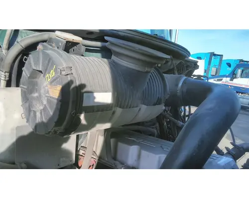 MACK CXU612 AIR CLEANER