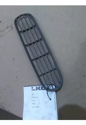 MACK CXU612 AIR INTAKE LOUVER/COVER