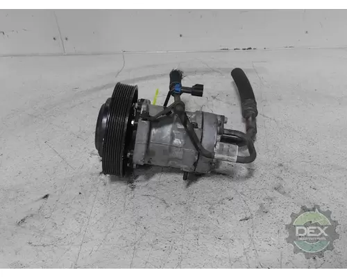 MACK CXU612 Air Conditioner Compressor