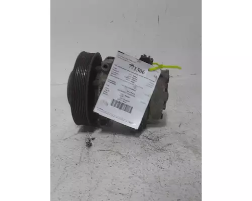 MACK CXU612 Air Conditioner Compressor