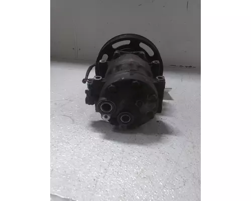 MACK CXU612 Air Conditioner Compressor