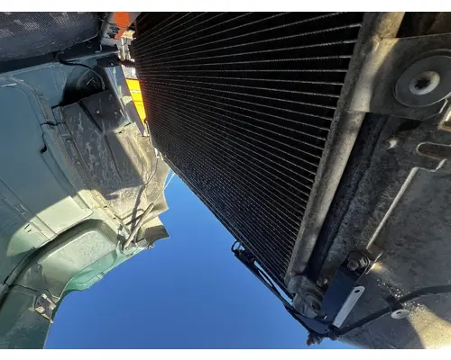 MACK CXU612 Air Conditioner Condenser