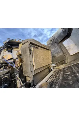 MACK CXU612 Air Conditioner Condenser