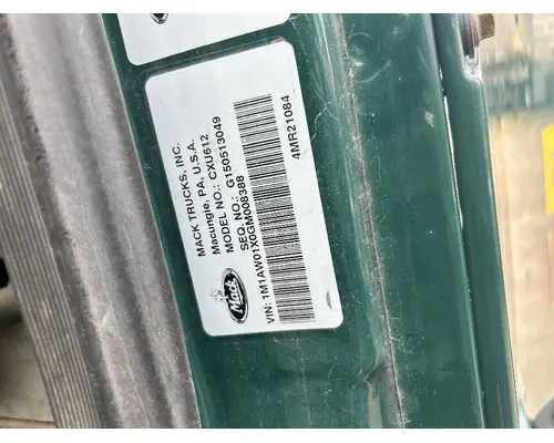 MACK CXU612 Air Dryer
