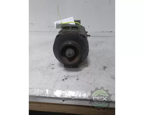 MACK CXU612 Alternator