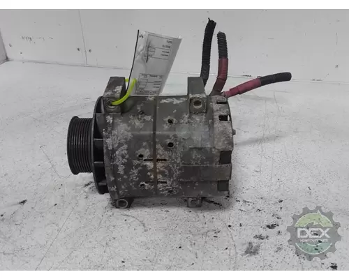 MACK CXU612 Alternator