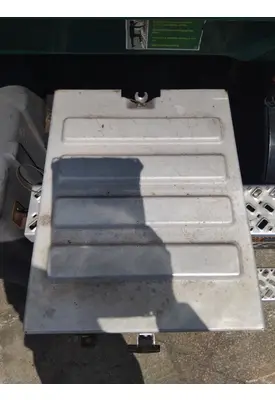 MACK CXU612 BATTERY BOX COVER