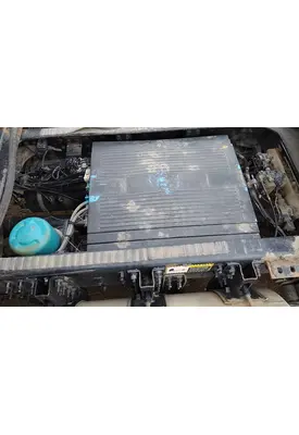 MACK CXU612 BATTERY BOX