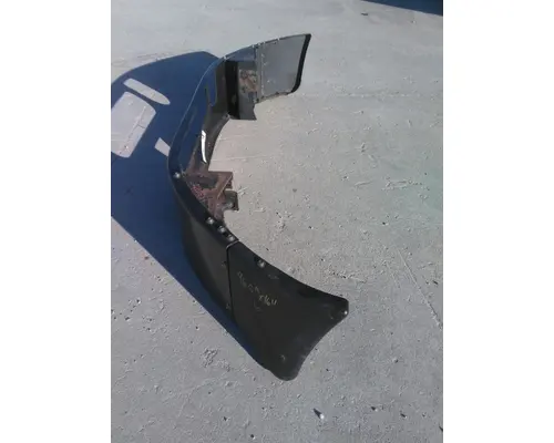 MACK CXU612 BUMPER ASSEMBLY, FRONT