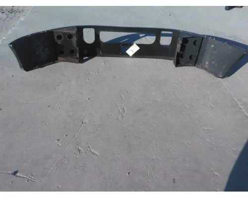 MACK CXU612 BUMPER ASSEMBLY, FRONT