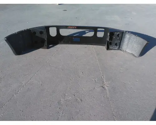 MACK CXU612 BUMPER ASSEMBLY, FRONT