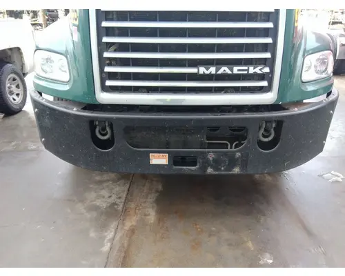 MACK CXU612 BUMPER ASSEMBLY, FRONT