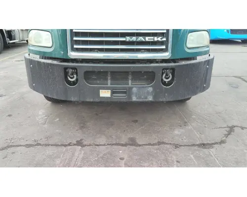 MACK CXU612 BUMPER ASSEMBLY, FRONT