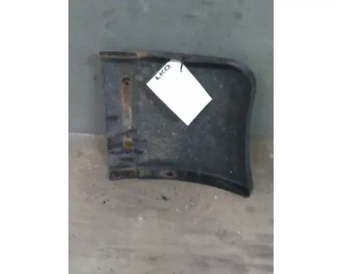 MACK CXU612 BUMPER END