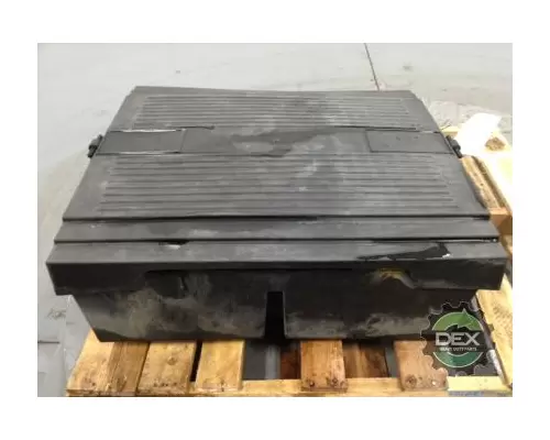 MACK CXU612 Battery Box