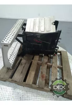 MACK CXU612 Battery Box
