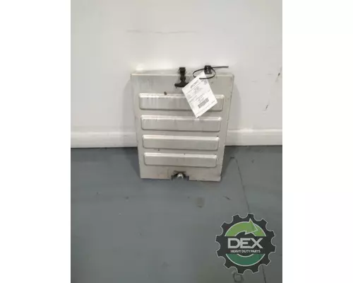 MACK CXU612 Battery Box