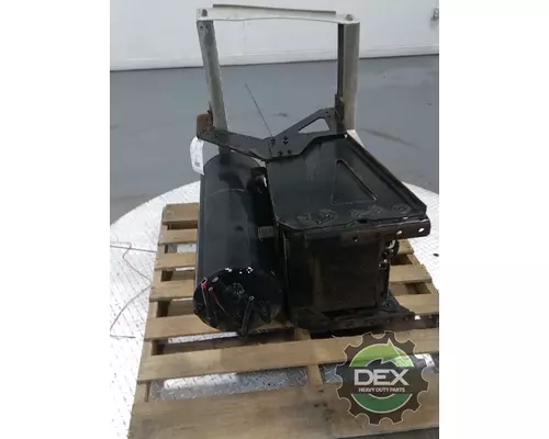 MACK CXU612 Battery Box