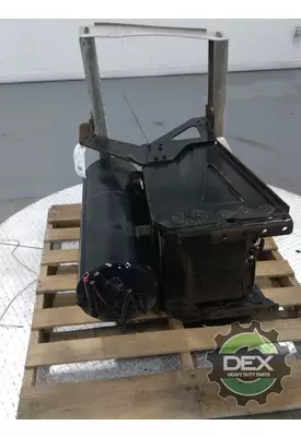 MACK CXU612 Battery Box