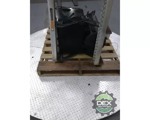 MACK CXU612 Battery Box