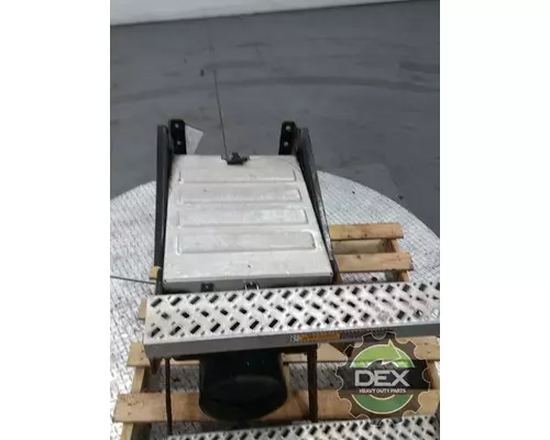 MACK CXU612 Battery Box