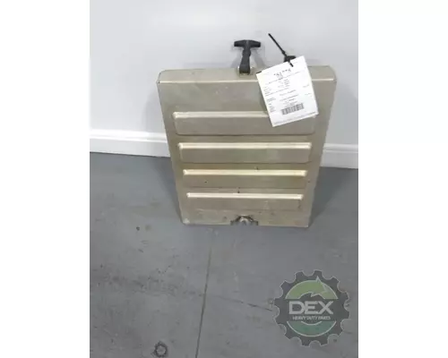 MACK CXU612 Battery Box
