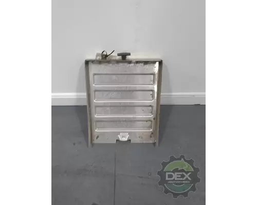 MACK CXU612 Battery Box