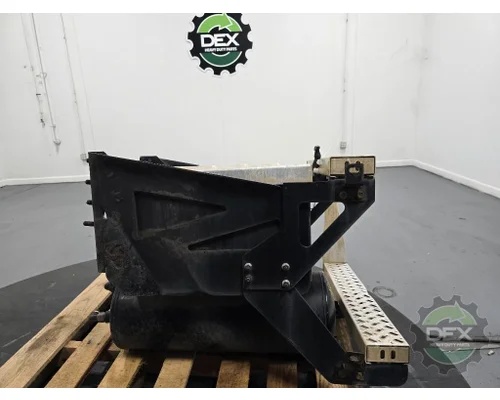 MACK CXU612 Battery Box