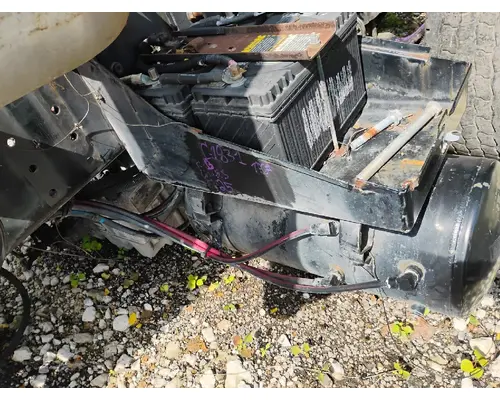 MACK CXU612 Battery Box