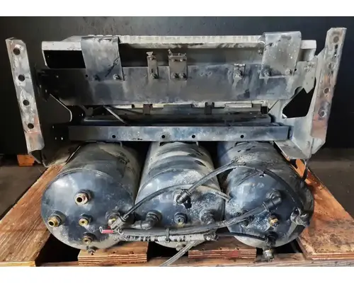 MACK CXU612 Battery Boxes