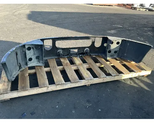 MACK CXU612 Bumper Assembly, Front