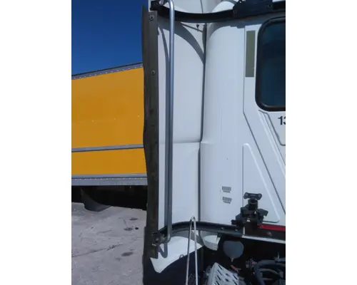 MACK CXU612 CAB EXTENSION