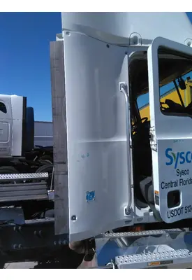 MACK CXU612 CAB EXTENSION