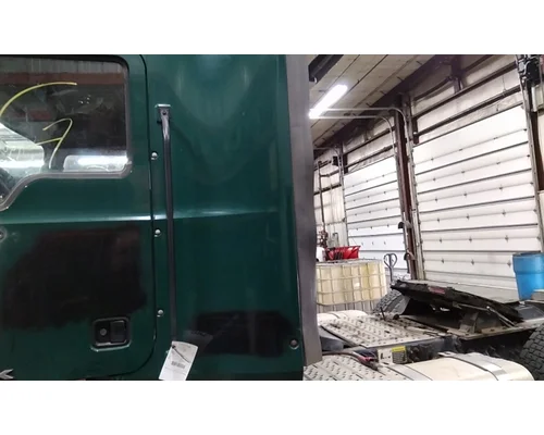 MACK CXU612 CAB EXTENSION