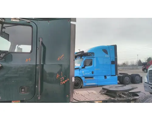 MACK CXU612 CAB EXTENSION