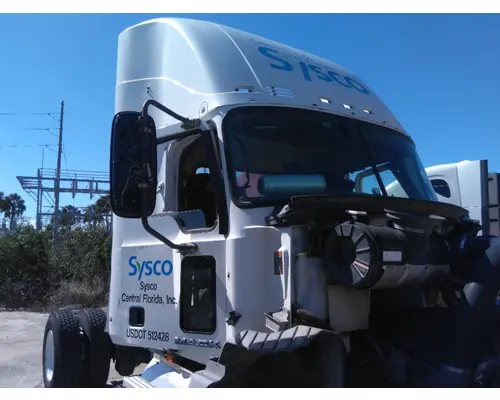 MACK CXU612 CAB