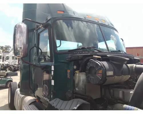 MACK CXU612 CAB