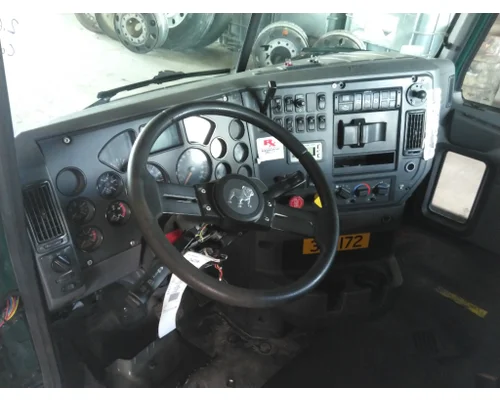 MACK CXU612 CAB