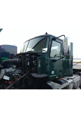 MACK CXU612 CAB
