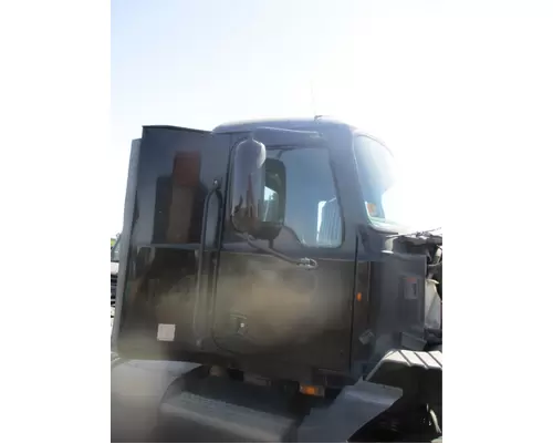 MACK CXU612 Cab Assembly