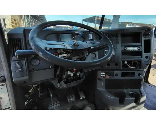 MACK CXU612 Cab Assembly