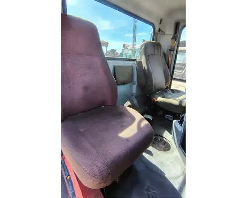 MACK CXU612 Cab Assembly