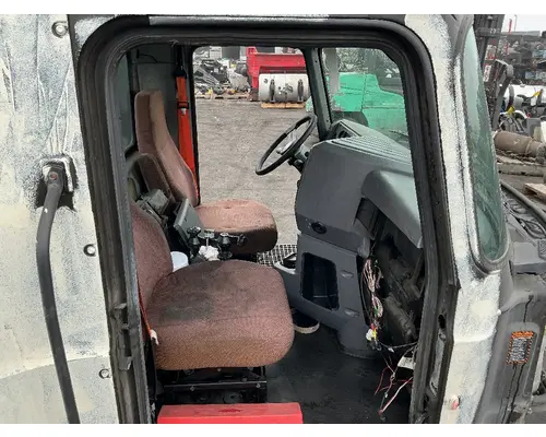 MACK CXU612 Cab Assembly