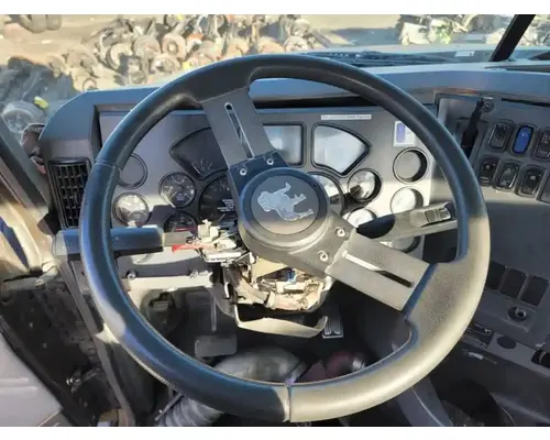 MACK CXU612 Cab Assembly