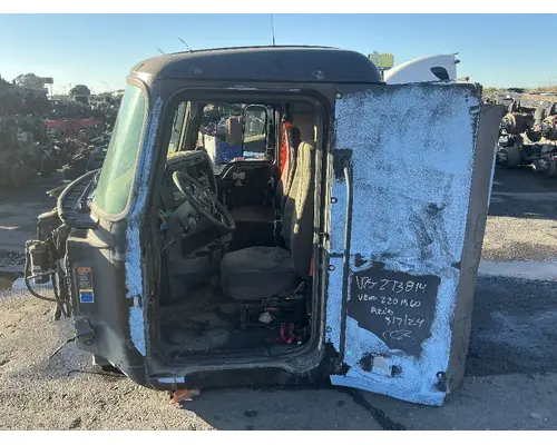 MACK CXU612 Cab Assembly
