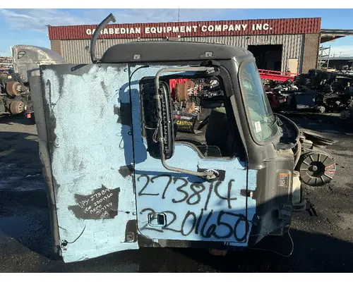 MACK CXU612 Cab Assembly