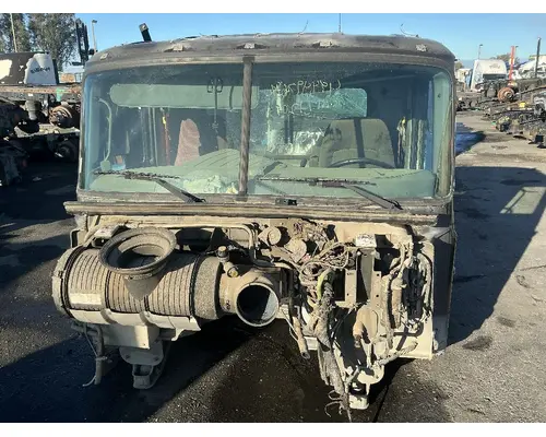 MACK CXU612 Cab Assembly