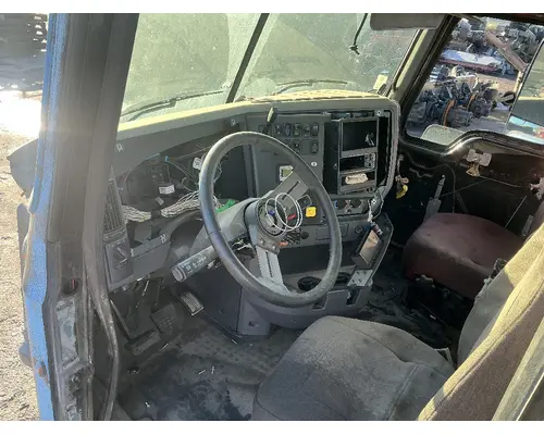 MACK CXU612 Cab Assembly