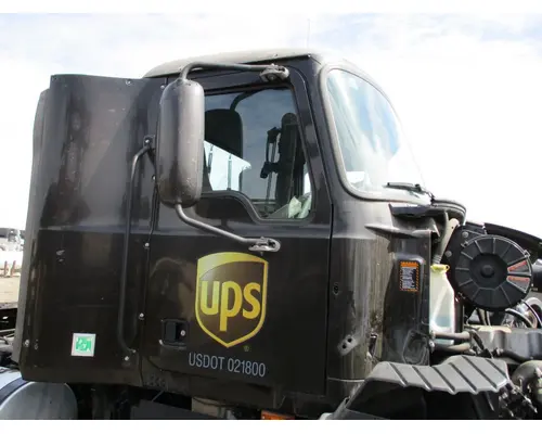 MACK CXU612 Cab Assembly