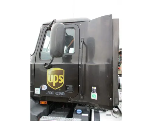 MACK CXU612 Cab Assembly